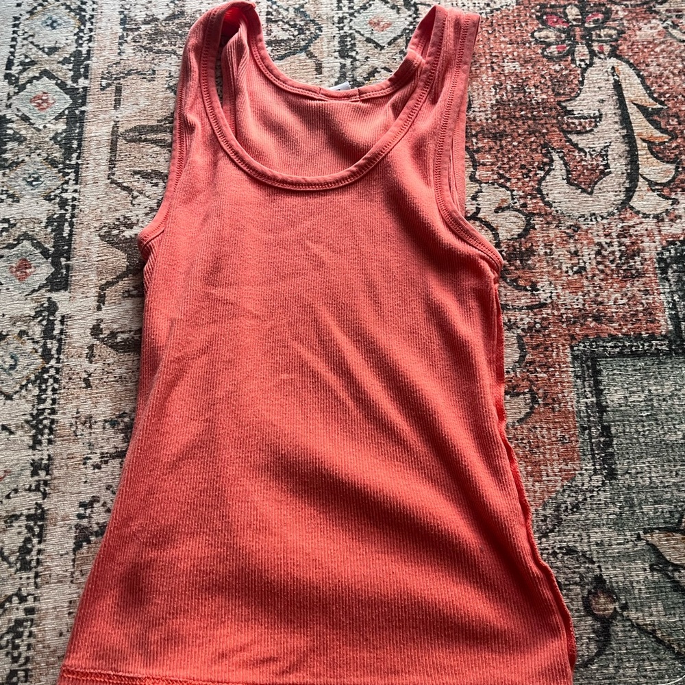 Women's Sleeveless Top in Coral